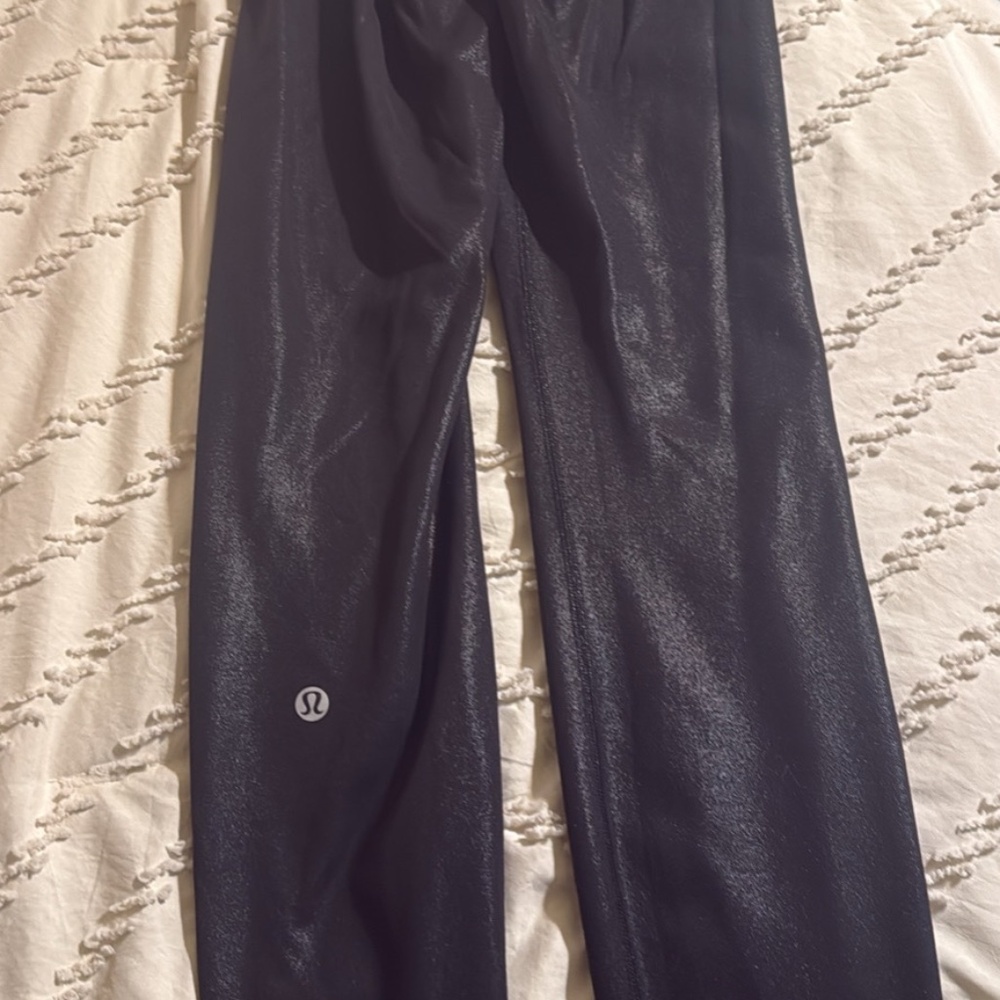 Lululemon Wunder Train leggings size 6 30$ a pair obo